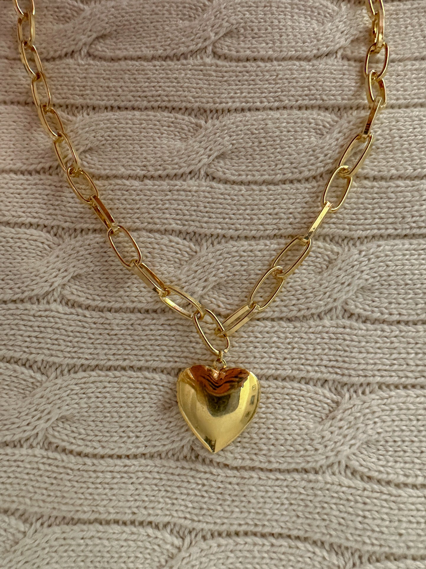 LOVE NECKLACE