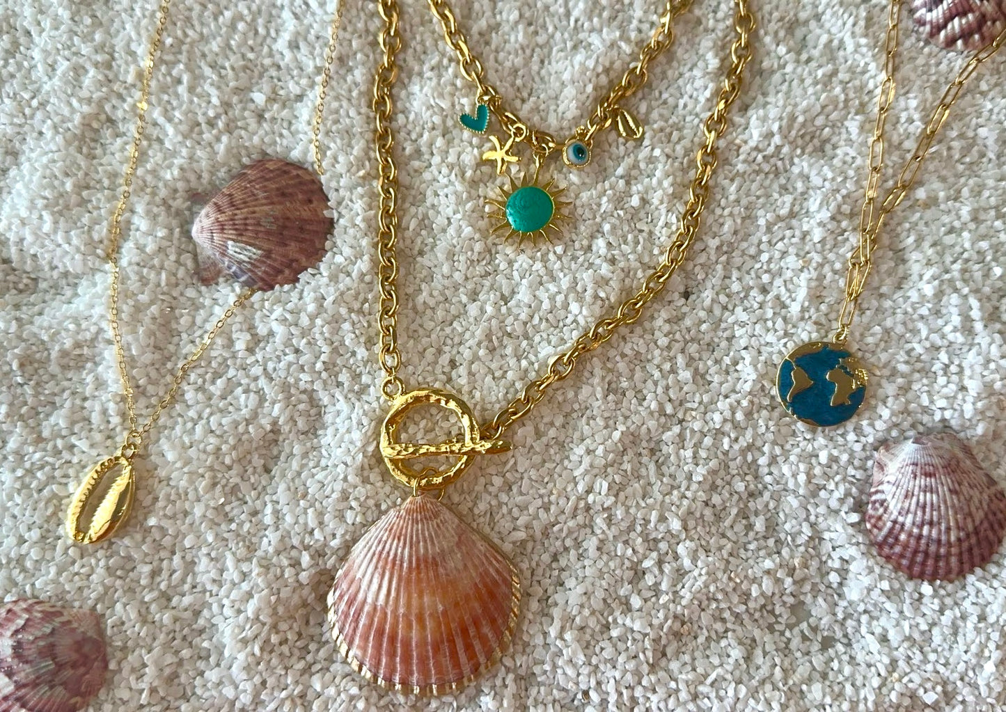 Chunky shell necklace 🐚